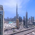 Downtown Views II - Vogue -Tower 1, Dubai -1 Bedroom Apartment That Sleeps 3 -13Th Floor -Large Balcony With Views