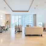 Palm Home Next To Nakheel Mall With Private Beach
