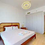 Spacious 3Br Apartment