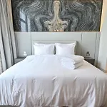 1Br By Dubai Crystal Lagoon In District One Meydan