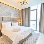 Spacious 1Br Burj Khalifa Views In District One Meydan