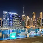 Waves - Stunning 1Br With Huge Terrace & Scenic Views