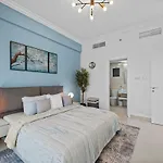 Like Home - 1810 Stunning 1-Bhk Apartment In Prime Location