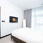 Easygo - Northside Tower 2 Canal View
