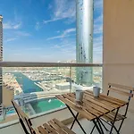 Guestready - Mesmerizing Marina Views At Iris Blue