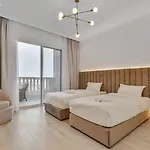 Brand New Beautiful & Huge Centrally Located Apt
