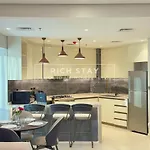 Sleek 2Br In Nobles, Business Bay