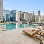 Lux Apt 5 Min Away From Burj Khalifa & Dubai Mall