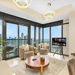 Lux 3Bhk Apartment, High Floor In Business Bay With Canal Views