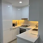 Preatoni Tower - Jlt By Golden Casa