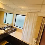 Holidays And Vacations In Marina Beach Dubai