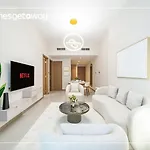 Bright & Beautiful 1-Br Missoni Urban Oasis