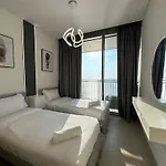 5242 Emaar T1 Dubai Marina - Infinity Homes