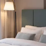 Keyrock Living - Zada Tower Stay With Pool & Gym Access