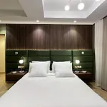 Keyrock Living - Skyline Escape At Paramount