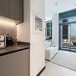 Chic Studio With Top Amenities