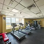Luxurious Studio - Golf View - Sports City - Dubai