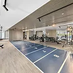 Vayk - Luxurious 2 Bd Apartment With Private Jacuzzi In Jvc