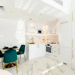 Stylish Downtown Studio Near Burj Khalifa - 22Ab08