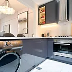 Relax In Luxury 1Br With Jacuzzi & Skyline Views - 6Ab03