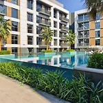 Sleek & Modern 1Br With Luxury Pool In Jvc