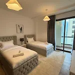 2Br Apartment With Private Terrace, Panoramic Marina View