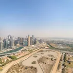 Vayk - Elegant Studio With Skyline Views In Business Bay