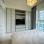 Glamorous 3Br With Marina View