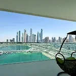 Glamorous 3Br With Marina View