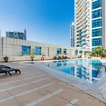 Stylish 1-Bedroom With Stunning Marina Views At Dorra Bay