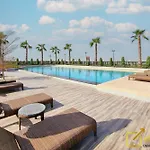 Tranquil 3Br Townhouse In Damac Hills2 By Deleguest