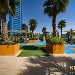 Elegant Studio Living In Prive
