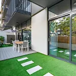 Cozy And Peaceful 2 Bedroom Apartment With Private Garden