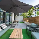 Cozy And Peaceful 2 Bedroom Apartment With Private Garden