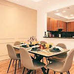 New Fairmont Residence Private Beach Club Access Palm Jumeirah