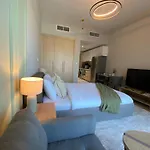 Furnished Studio Next To Metro