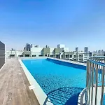 Uni Estate - Modern One Bedroom