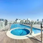 Uni Estate - Modern One Bedroom