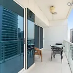Amazing 1Br Apart In Jlt With Lake View Pool And Gym