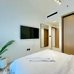 Elite 2Br Suite With Private Pool In Jvc