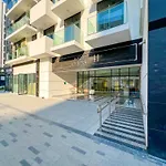 Elegant 1-Bedroom Home In Dubai