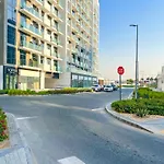 Elegant 1-Bedroom Home In Dubai