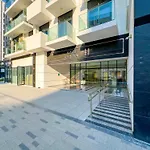 Elegant 1-Bedroom Home In Dubai