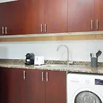 Scenic 1Br Apartment With Canal & Marina Views