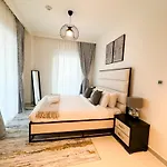 Spacious 3Br With Beach Access