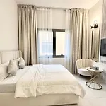 Al Manara Premium Deluxe Studio