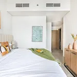 Luxury 2Br At Harbour Gate With Gorgeous View