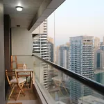 Cosy 1 Bed In Dubai Marina