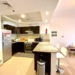 Stadium View 1Bedroom In Red Residence In Sport City