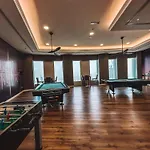 Modern Two Bedrooms In Dubai Marina